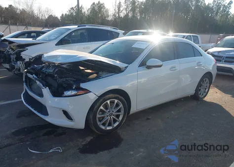 2019 Mercedes-Benz A 220 из США, поврежденный, VIN WDD3G4EB0KW026291